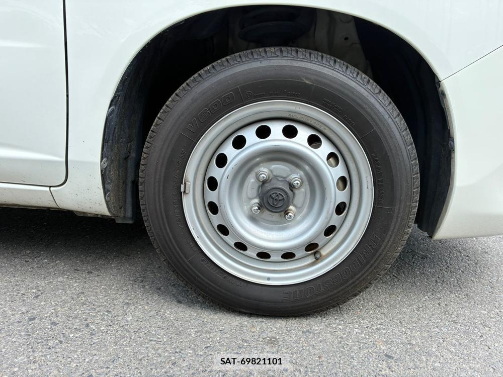 Toyota PROBOX VAN 2020 7195526-27