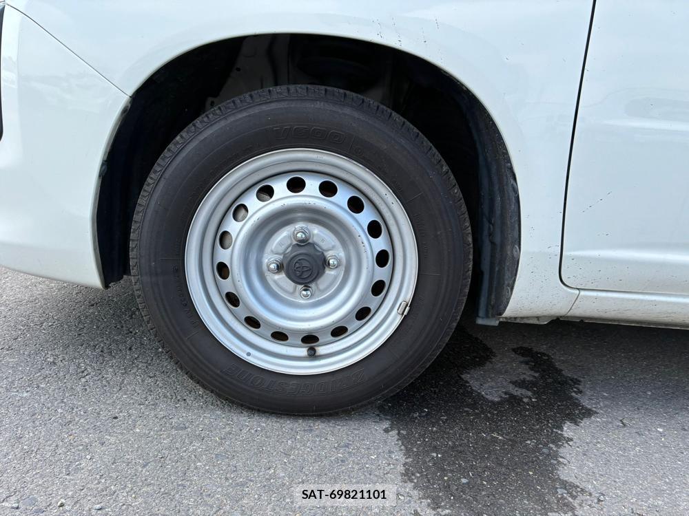 Toyota PROBOX VAN 2020 7195526-28