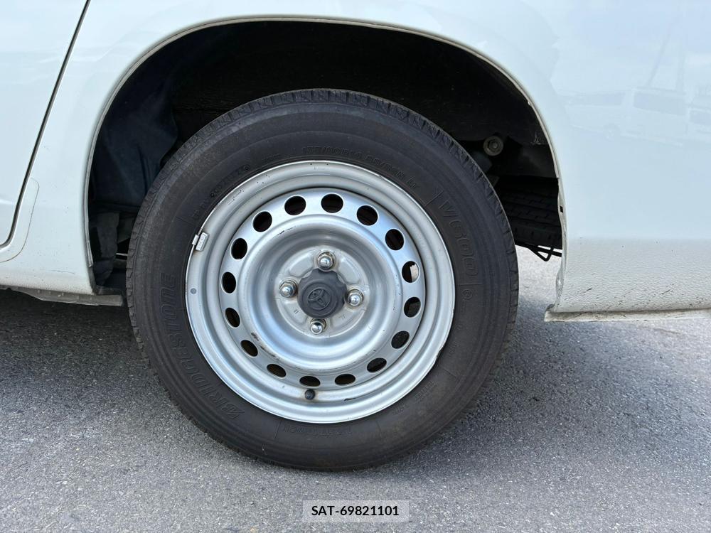 Toyota PROBOX VAN 2020 7195526-29