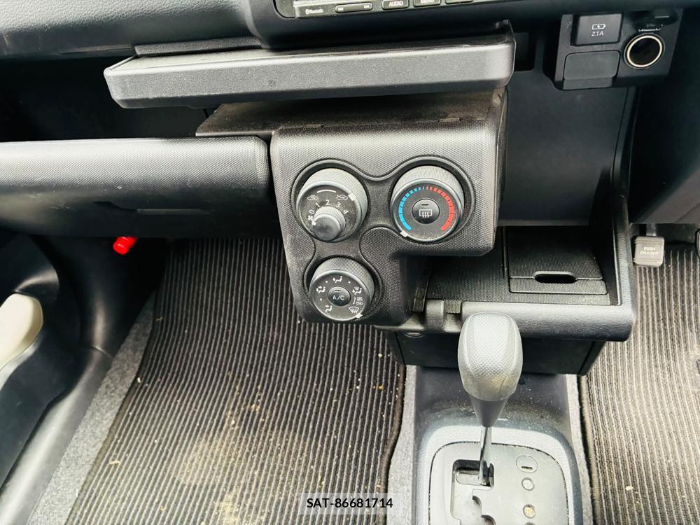 Toyota PROBOX VAN 2019-06 7439582-19