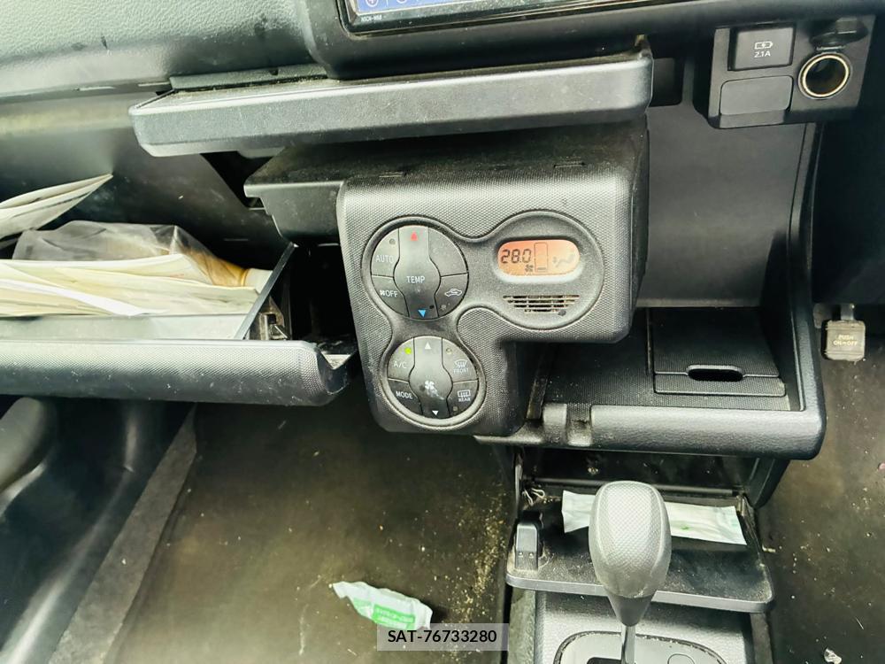 Toyota PROBOX VAN 2019-06 7496782-19
