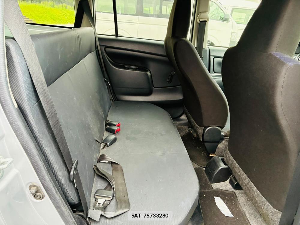 Toyota PROBOX VAN 2019-06 7496782-8