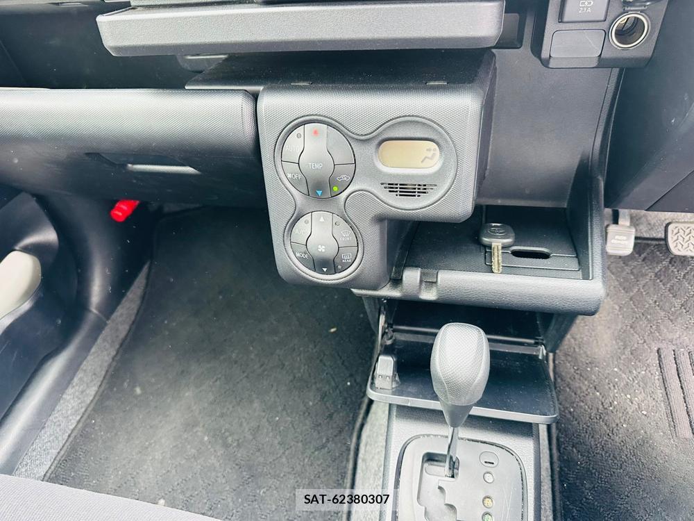 Toyota PROBOX VAN 2019-04 7736799-19