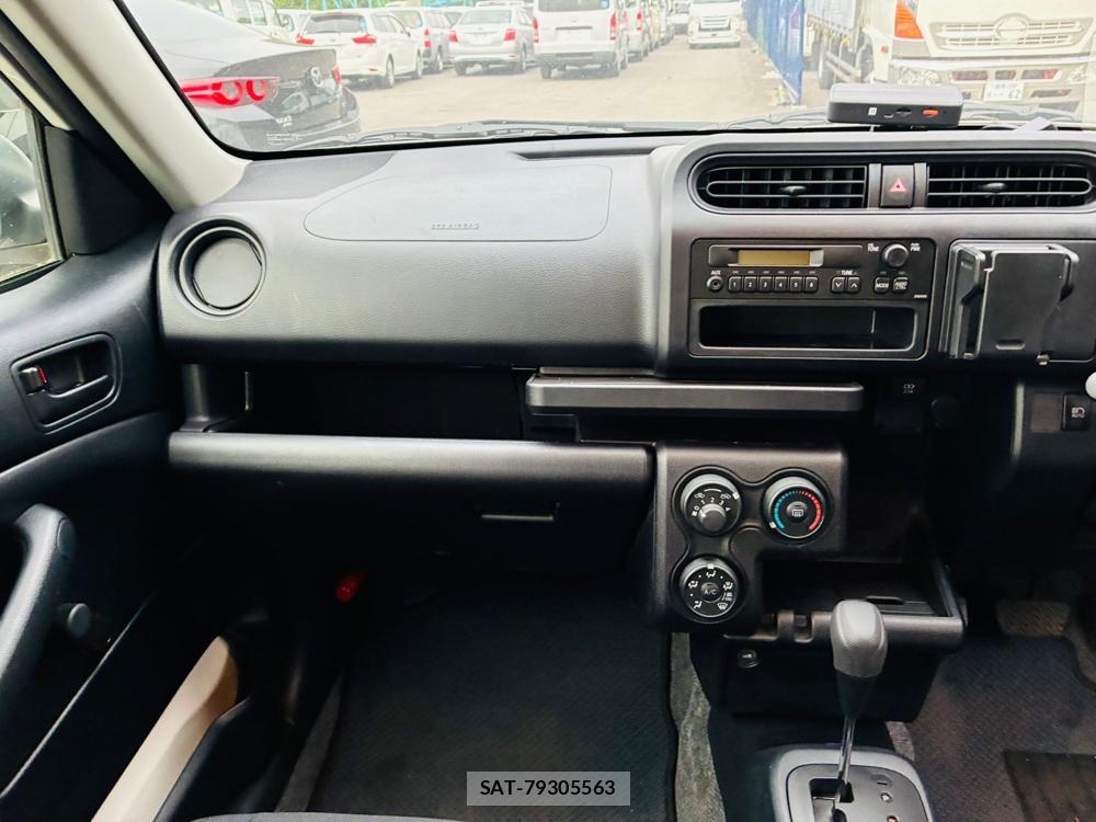 Toyota PROBOX VAN 2020 7003748-17