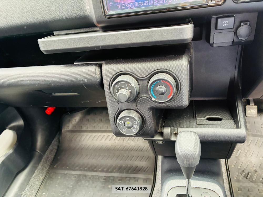 Toyota PROBOX VAN 2020-05 7539203-19