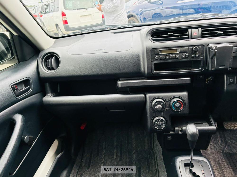 Toyota PROBOX VAN 2020-06 7683572-17