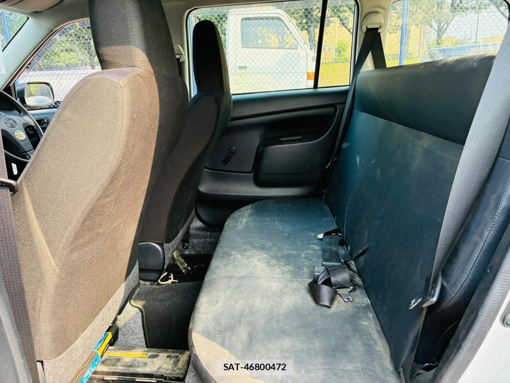 Toyota PROBOX VAN 2020-06 7933404-9