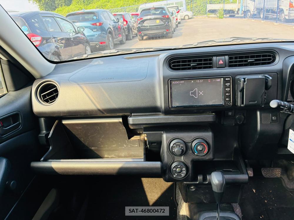 Toyota PROBOX VAN 2020-06 7933404-17
