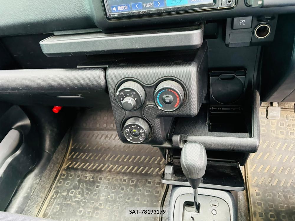 Toyota PROBOX VAN 2020-06 7933405-19
