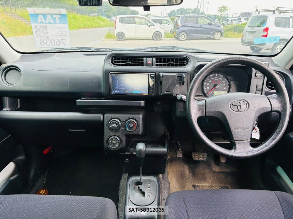 Toyota PROBOX VAN 2020-06 7933409-12