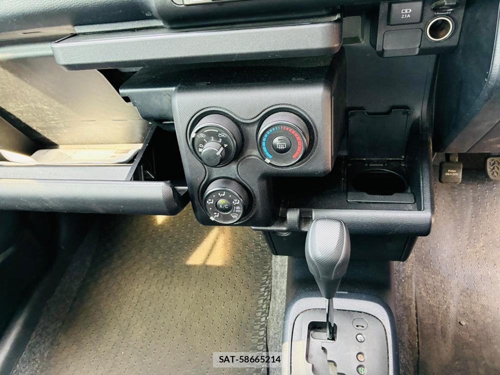 Toyota PROBOX VAN 2019-06 7933399-19