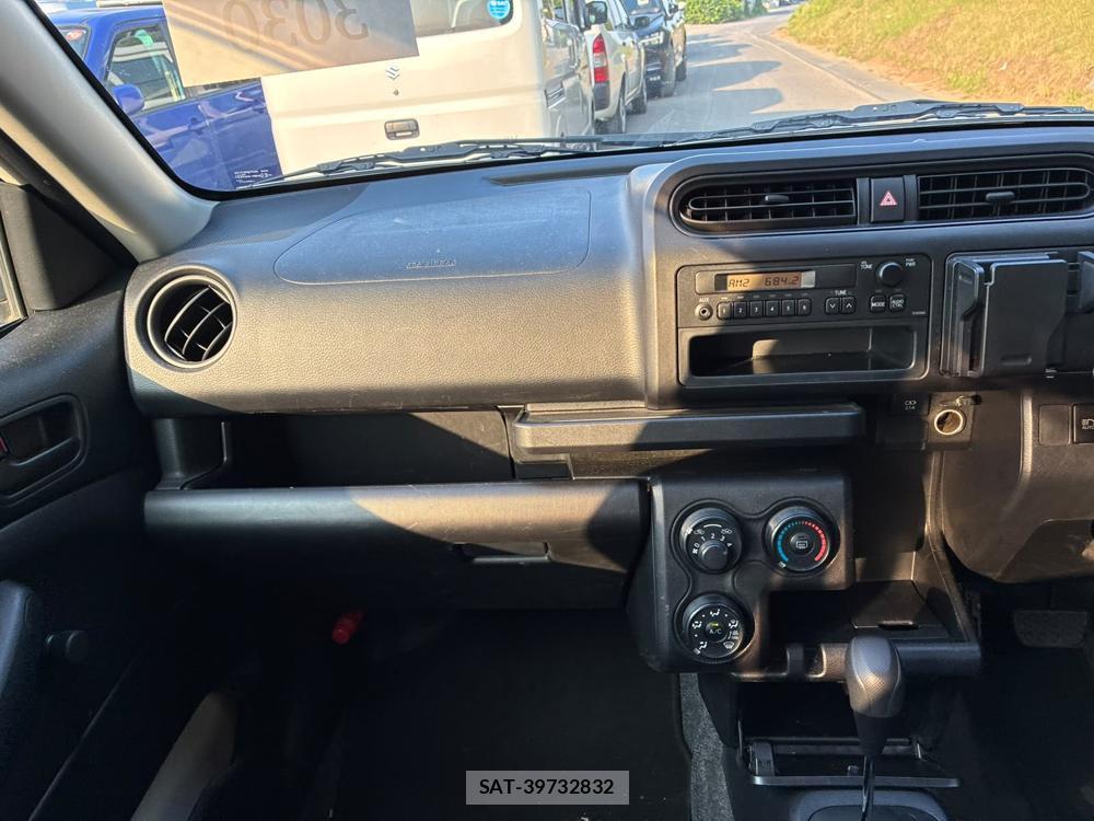 Toyota PROBOX VAN 2019-07 8023003-17