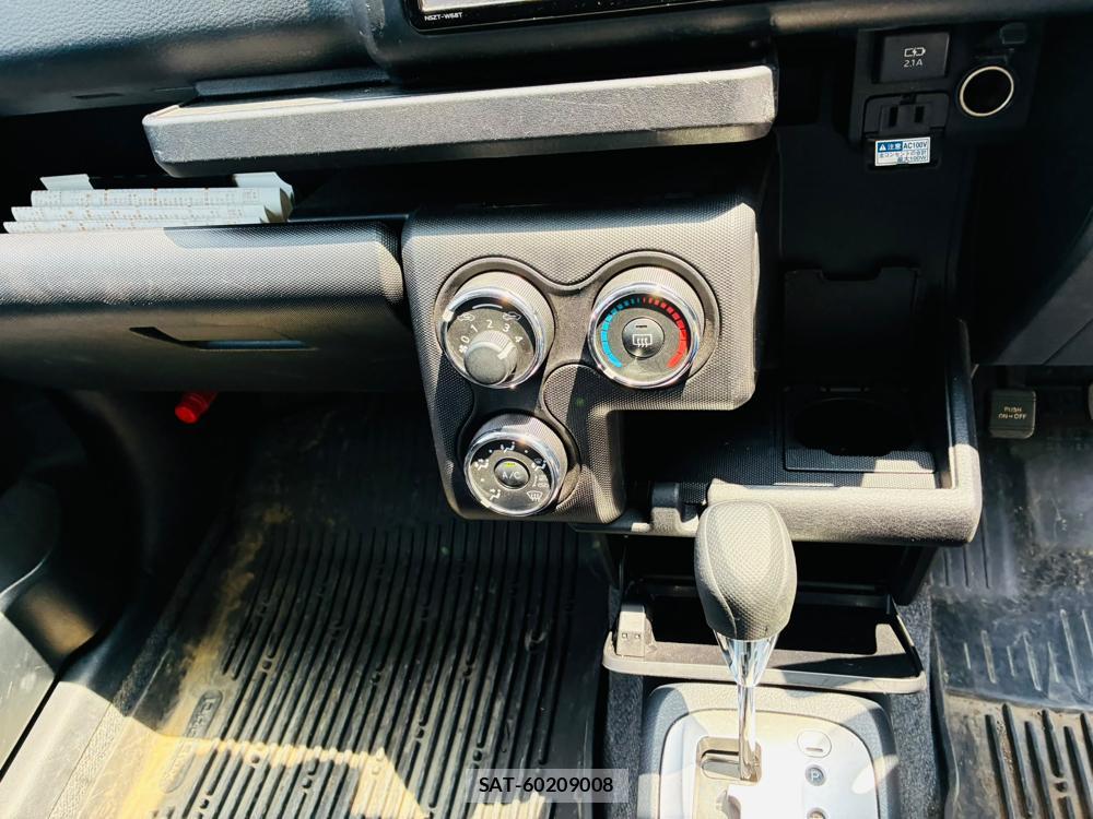 Toyota PROBOX VAN 2020-07 8015012-19