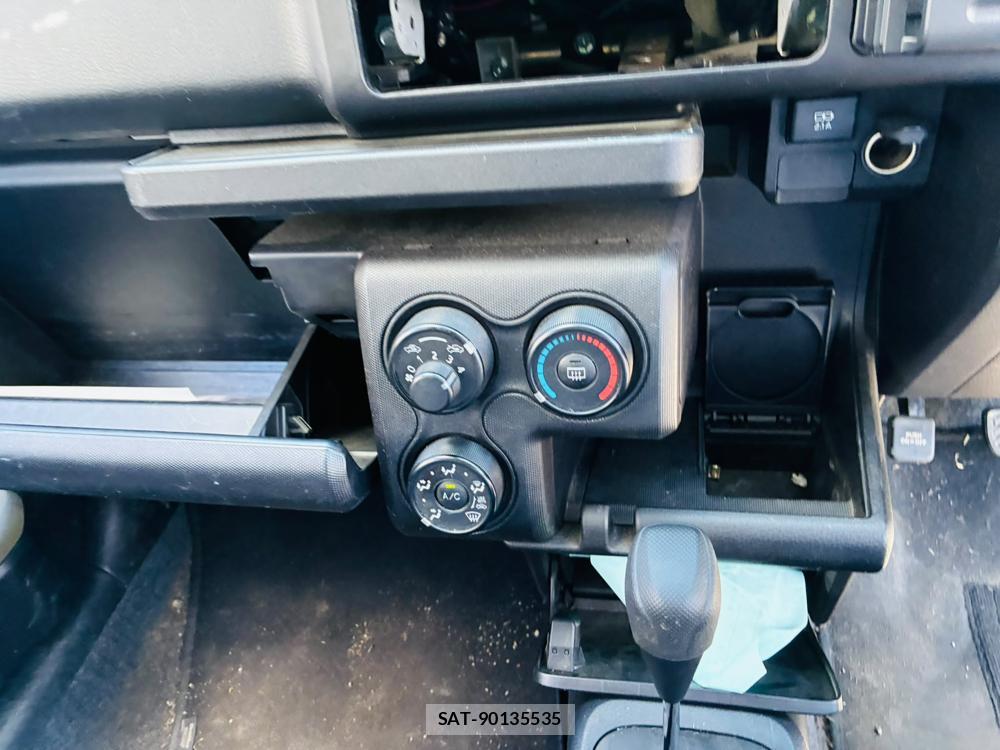 Toyota PROBOX VAN 2019-07 8144172-19