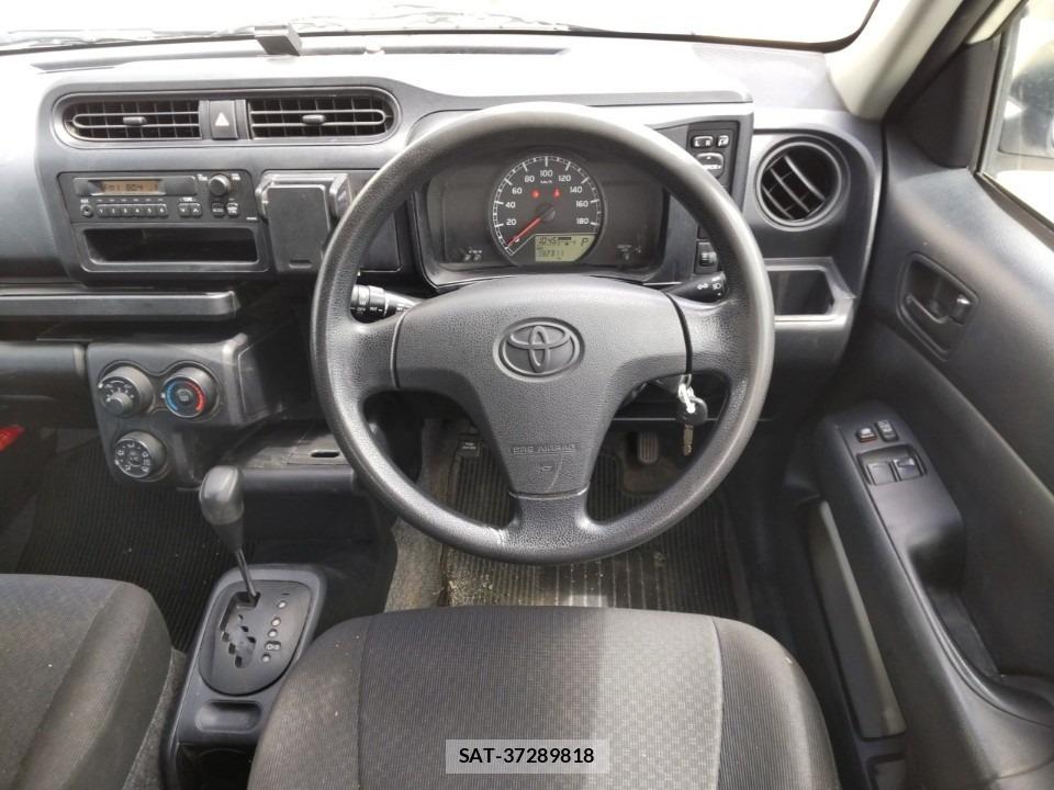 Toyota PROBOX VAN 2019 8203252-6