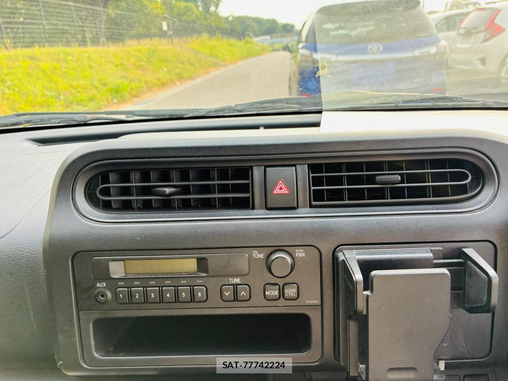 Toyota PROBOX VAN 2019-06 7963414-18