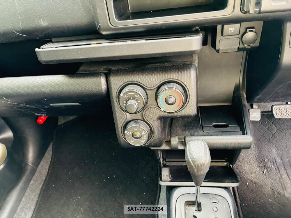 Toyota PROBOX VAN 2019-06 7963414-19