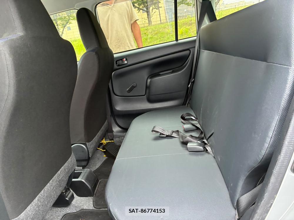 Toyota PROBOX VAN 2020-07 8240820-9