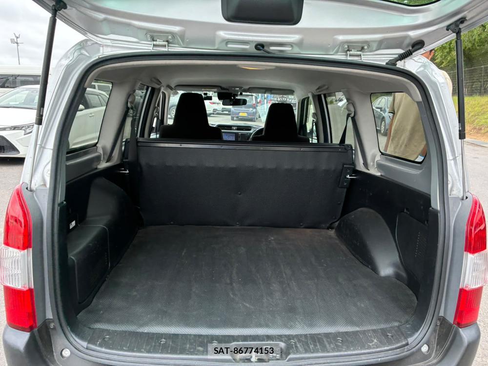 Toyota PROBOX VAN 2020-07 8240820-25