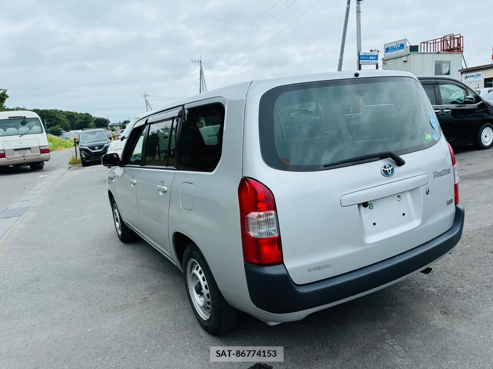 Toyota PROBOX VAN 2020-07 8240820-2