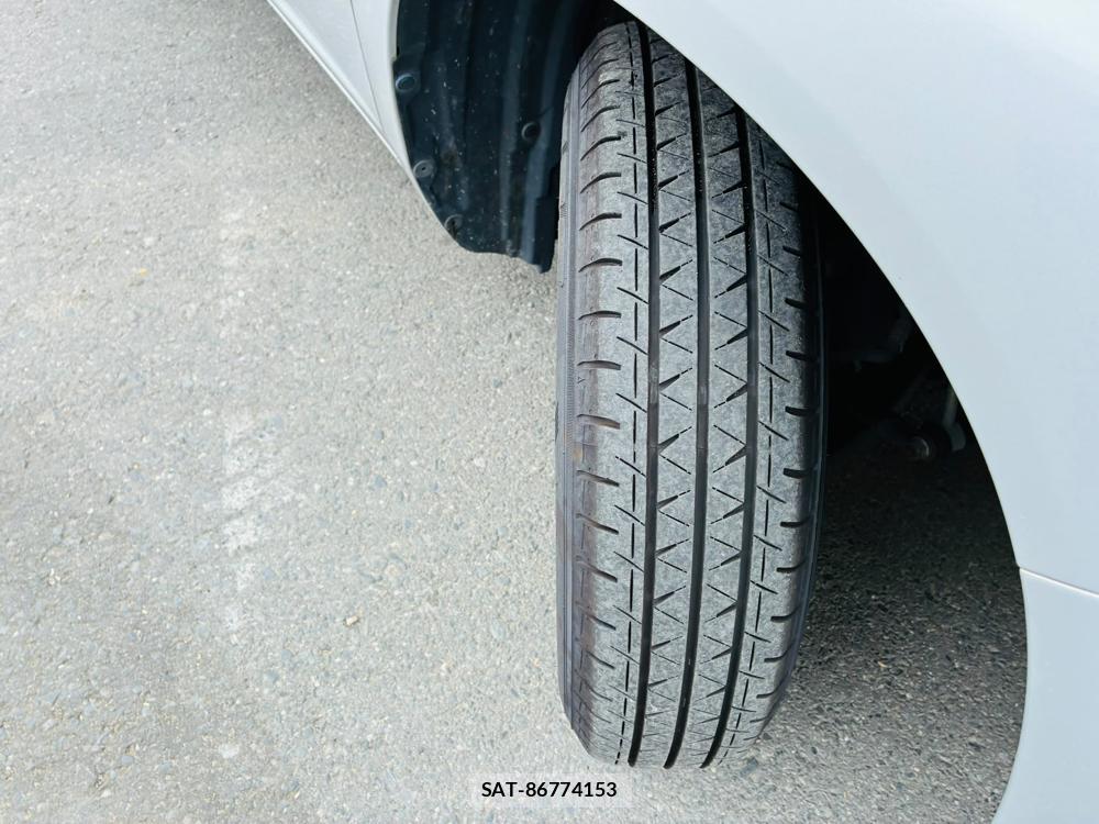 Toyota PROBOX VAN 2020-07 8240820-31
