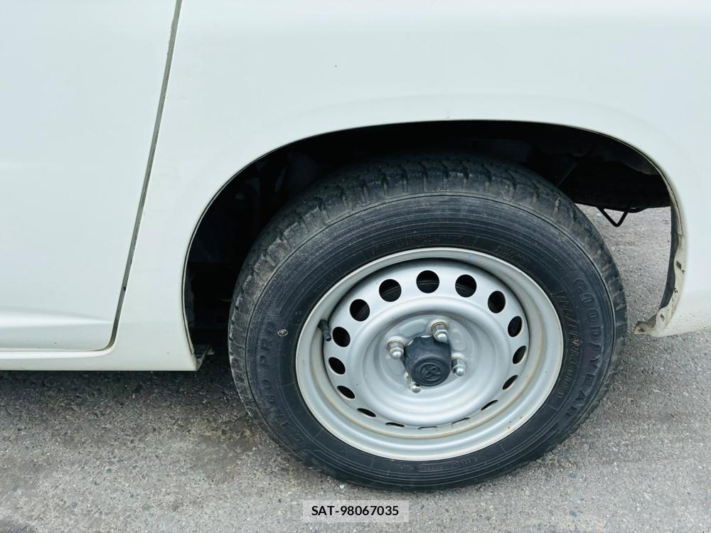 Toyota PROBOX VAN 2020-06 8240825-30