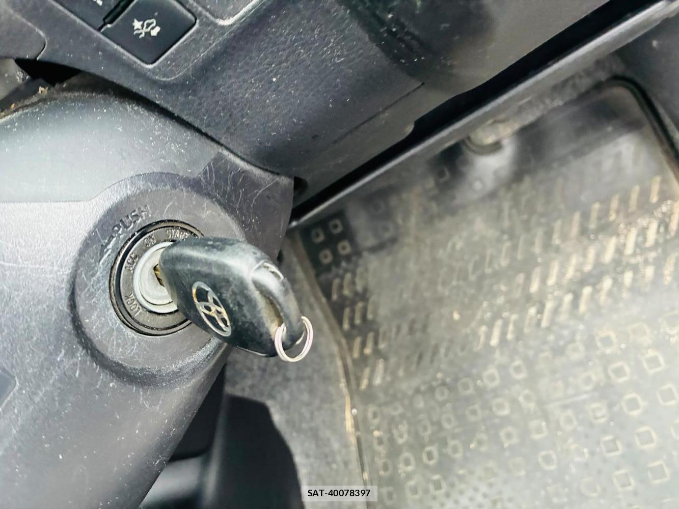 Toyota PROBOX VAN 2020-07 8225915-16