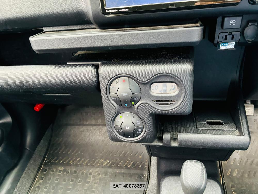 Toyota PROBOX VAN 2020-07 8225915-19