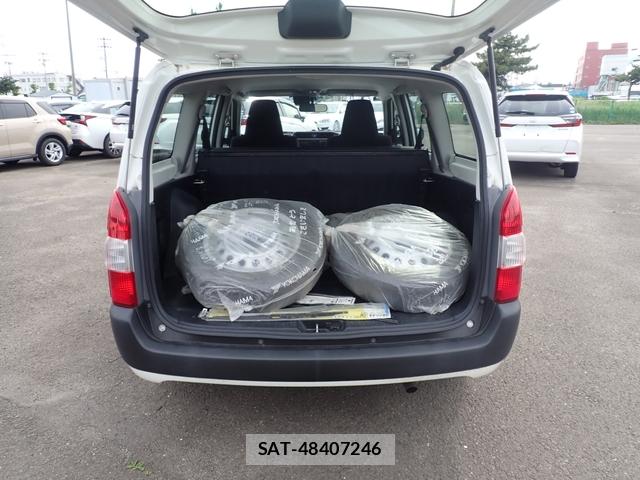 Toyota PROBOX VAN 2019-06 8256845-17