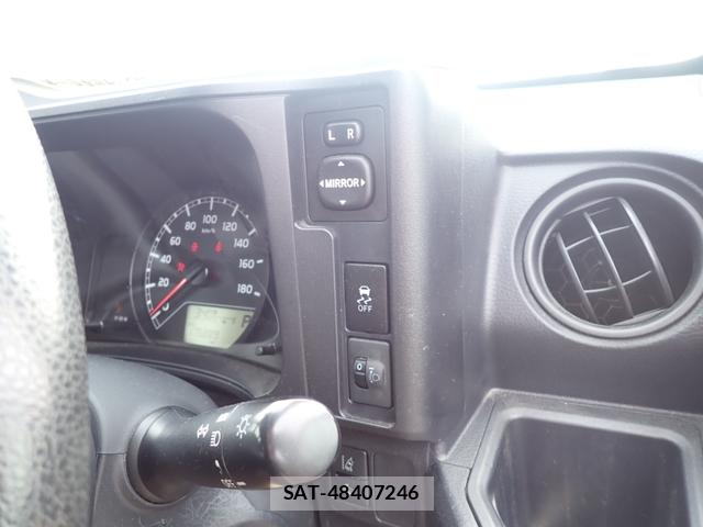 Toyota PROBOX VAN 2019-06 8256845-8