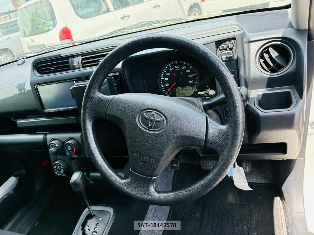 Toyota PROBOX VAN 2020-07 8240811-14