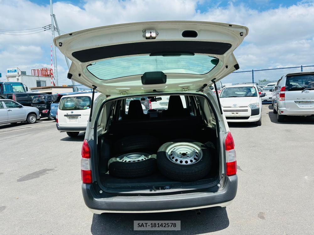 Toyota PROBOX VAN 2020-07 8240811-26
