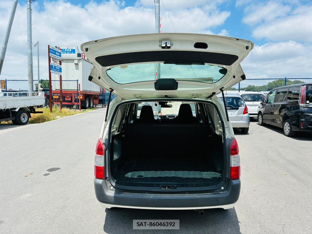 Toyota PROBOX VAN 2020-07 8261526-26