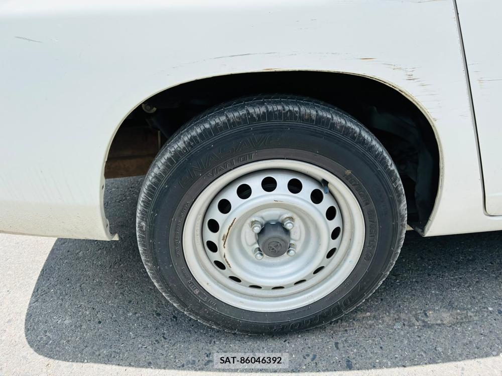 Toyota PROBOX VAN 2020-07 8261526-27