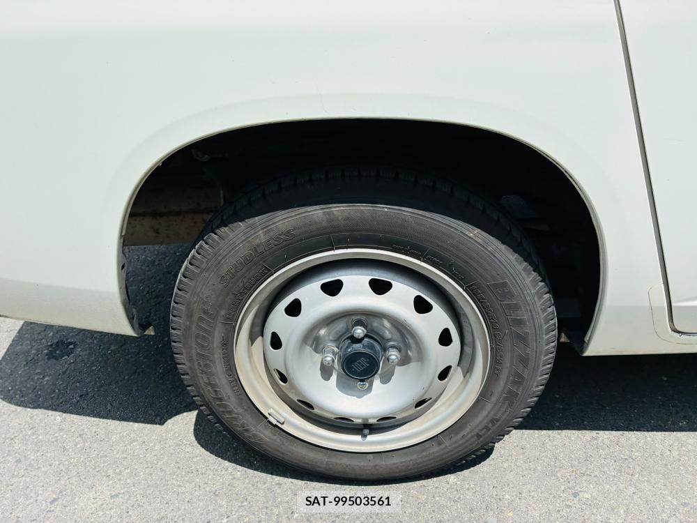 Toyota PROBOX VAN 2020-07 8261525-27