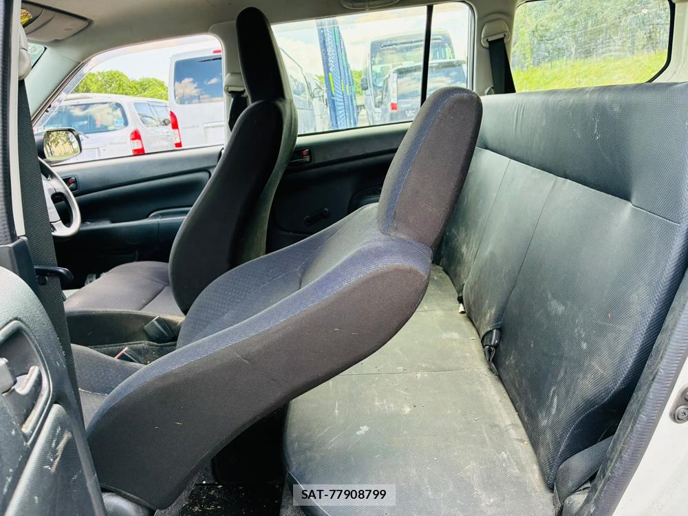 Toyota PROBOX VAN 2020-06 8240815-9