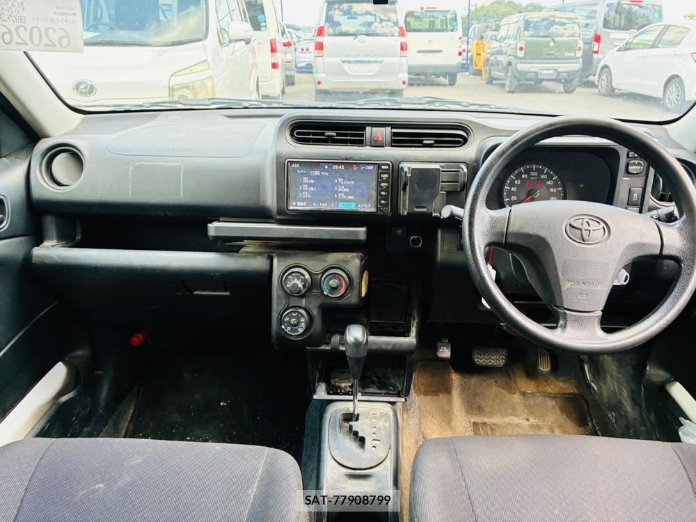 Toyota PROBOX VAN 2020-06 8240815-11