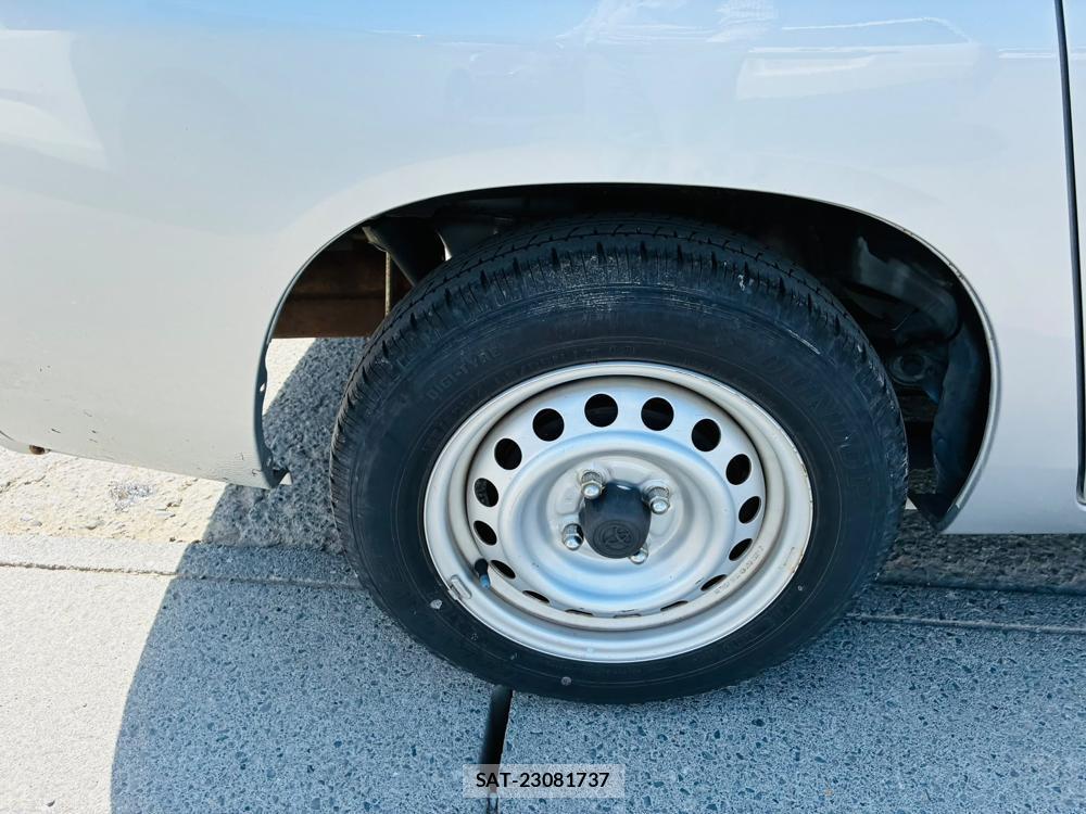 Toyota PROBOX VAN 2020-01 8240824-27