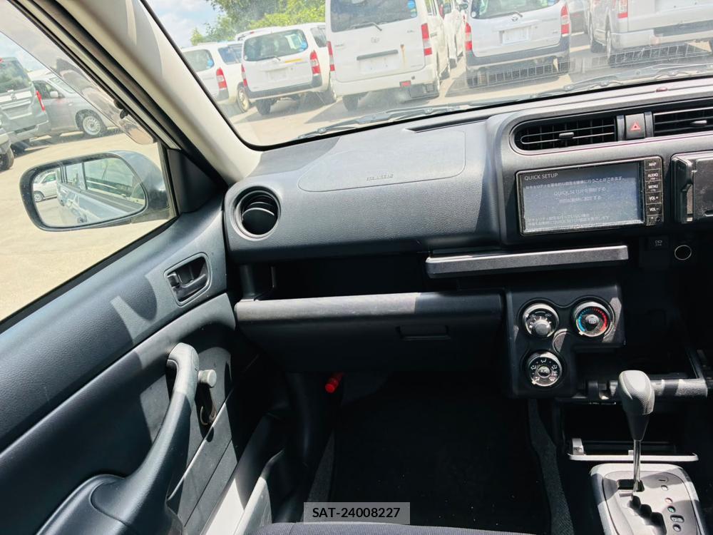 Toyota PROBOX VAN 2020-07 8261524-17