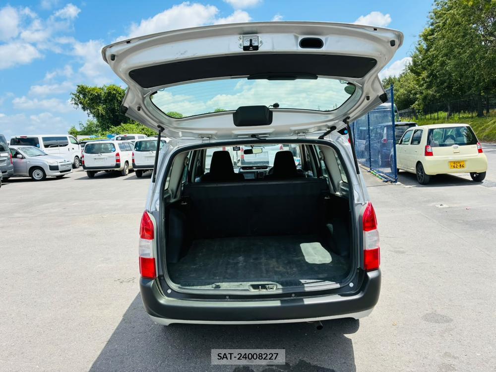 Toyota PROBOX VAN 2020-07 8261524-26