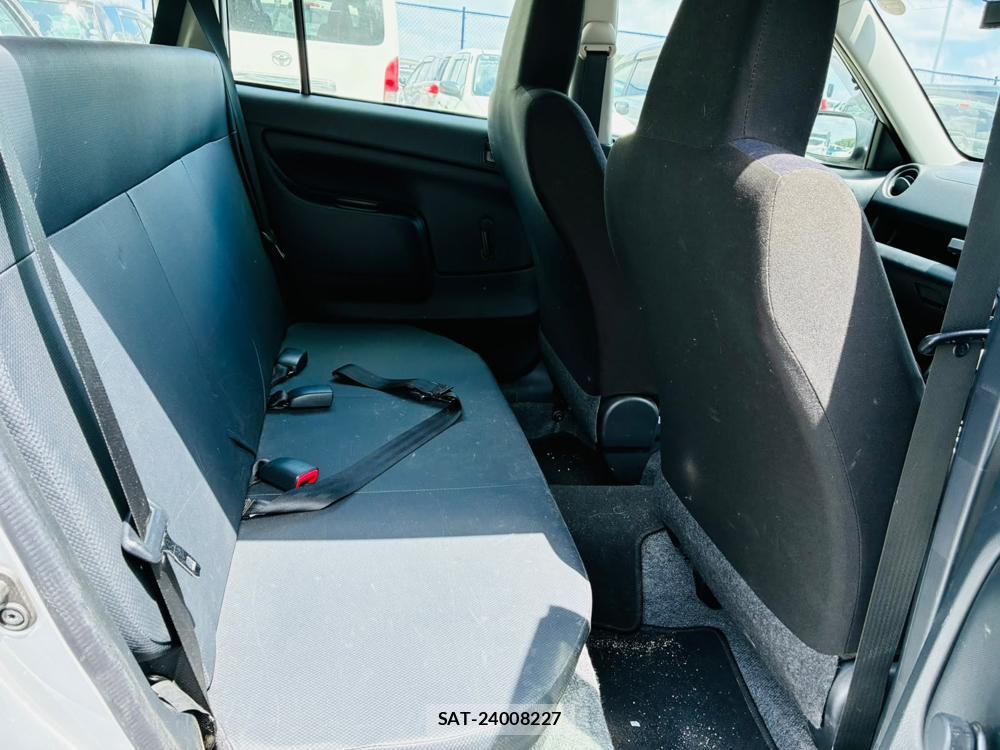 Toyota PROBOX VAN 2020-07 8261524-8