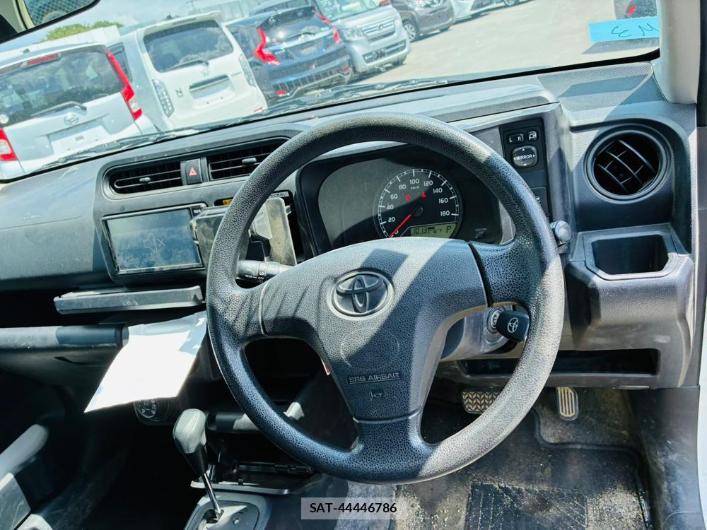 Toyota PROBOX VAN 2020-06 8240814-14