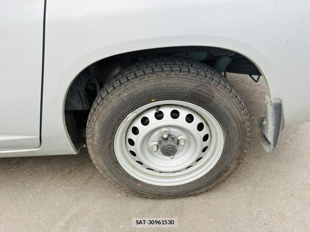 Toyota PROBOX VAN 2019-08 8329532-30