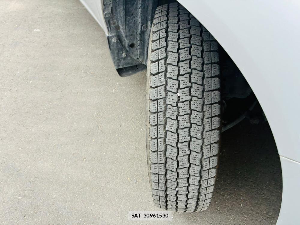 Toyota PROBOX VAN 2019-08 8329532-32