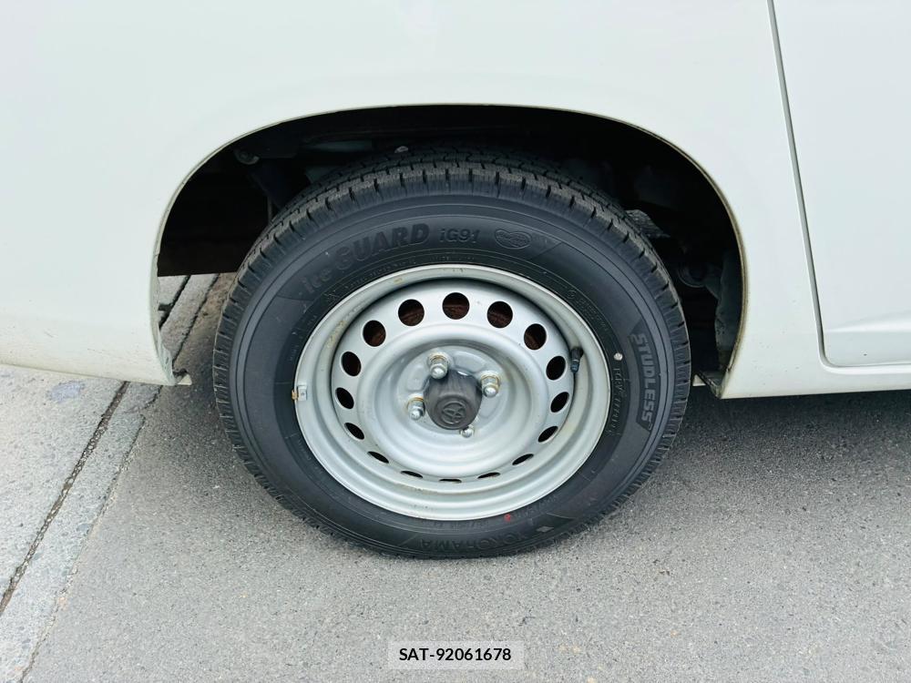 Toyota PROBOX VAN 2020-08 8329521-29