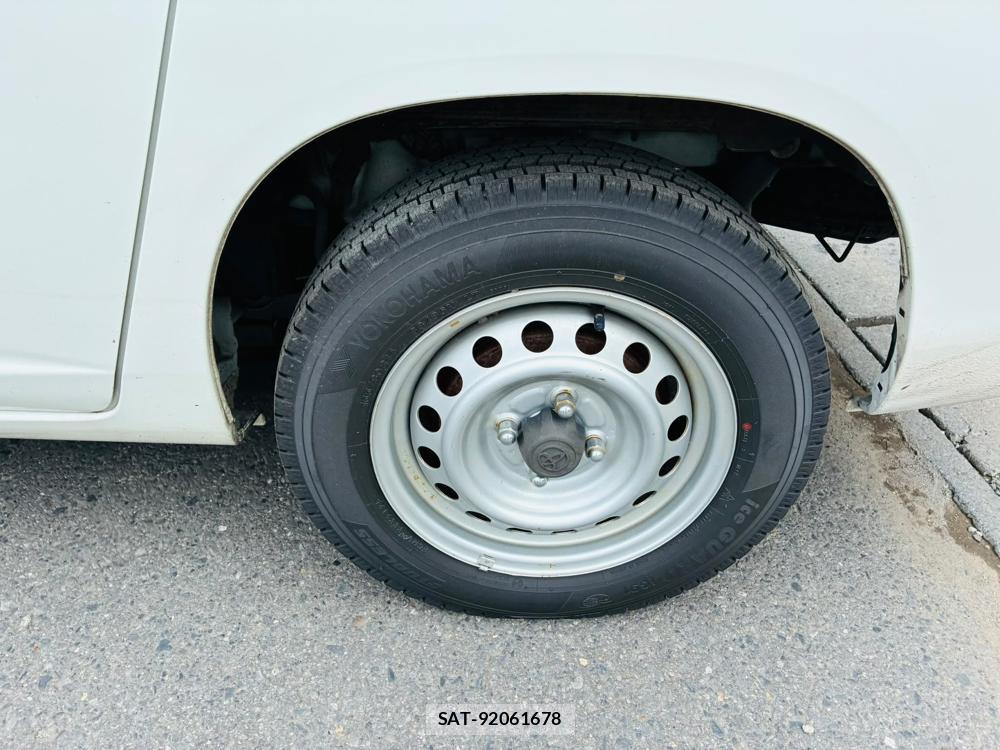 Toyota PROBOX VAN 2020-08 8329521-30