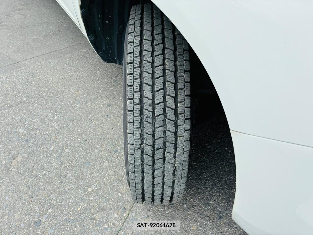 Toyota PROBOX VAN 2020-08 8329521-32