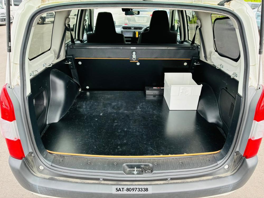 Toyota PROBOX VAN 2020-08 8329522-24