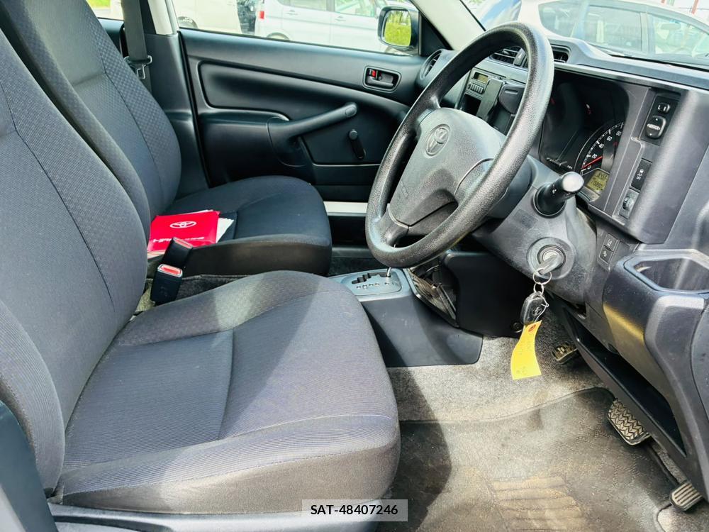Toyota PROBOX VAN 2019-06 8256845-11