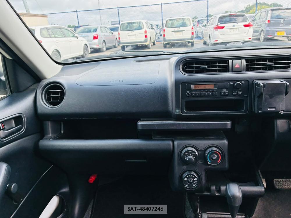 Toyota PROBOX VAN 2019-06 8256845-17